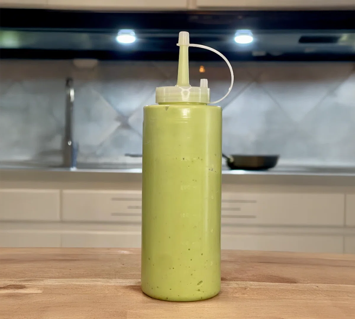 Creamy Avocado Garlic Sauce