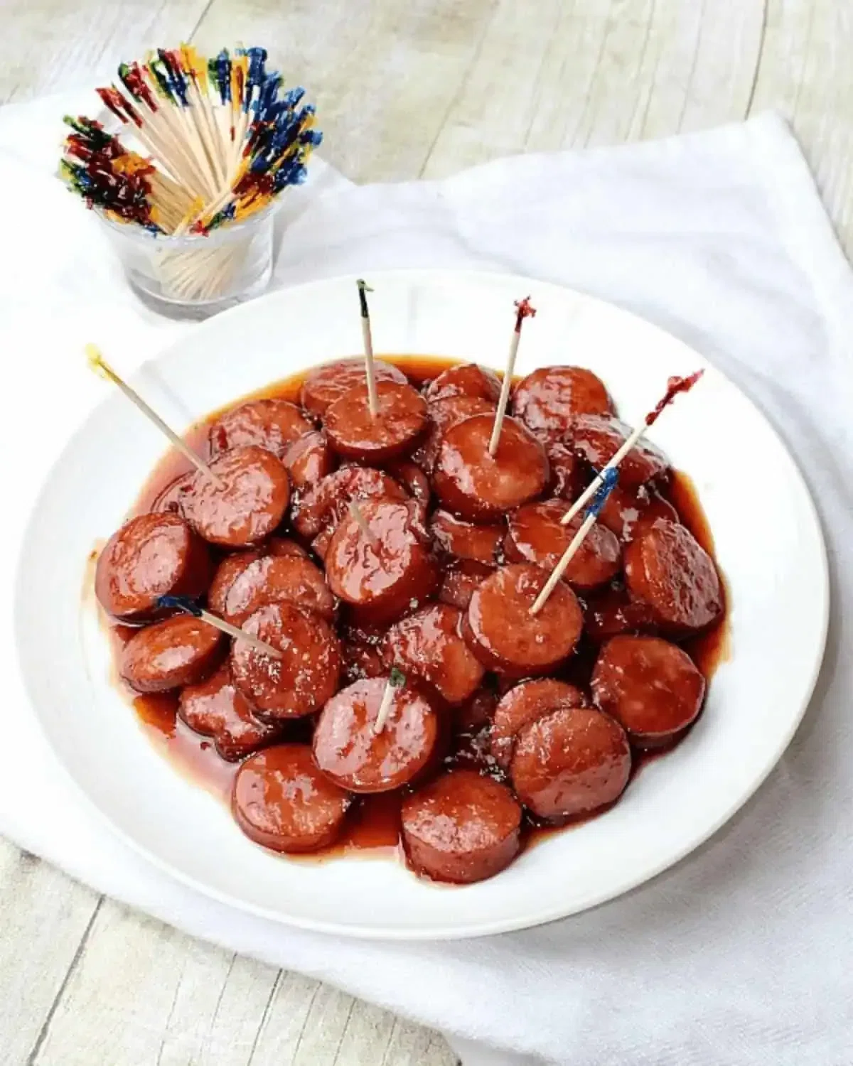 Slow Cooker Cocktail Sausages
