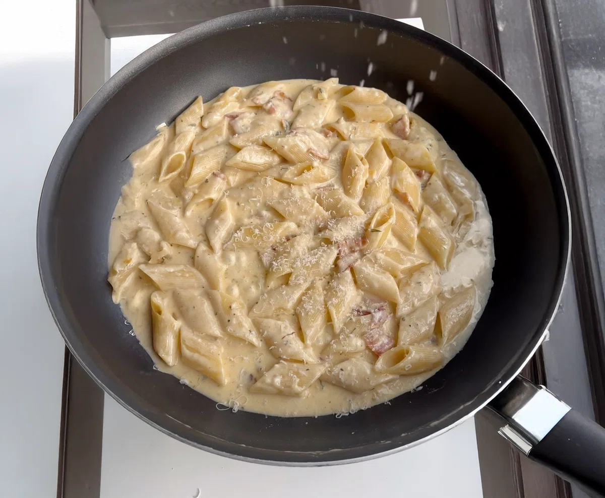 Bacon Alfredo Pasta