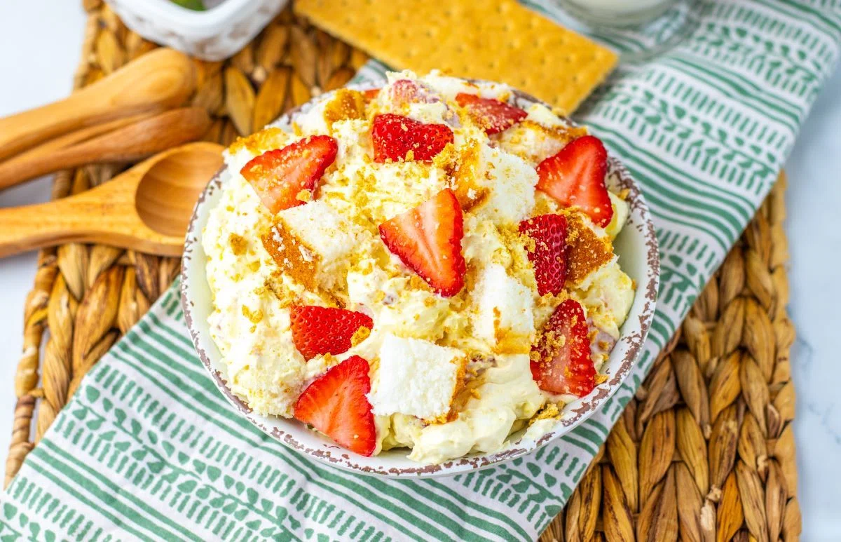 Strawberry Shortcake Fluff Salad