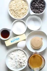 Peanut Butter Oatmeal Cookies