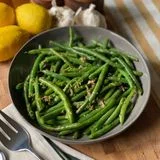 10-Minute Garlicky Green Beans