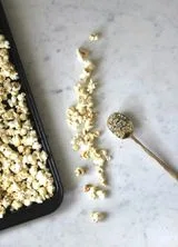 Everything Bagel Popcorn