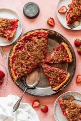 Brown Butter Strawberry Crumble Pie