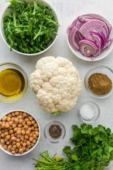 Roasted Cauliflower and Chickpea Salad
