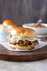 Slow Cooker BBQ Pulled Chicken