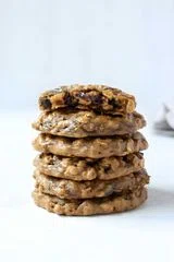 Gluten-Free Peanut Butter Banana Oatmeal Cookies