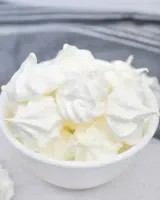 Meringue Christmas Cookies