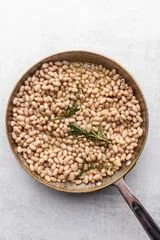 Warm White Bean and Garlic Spread