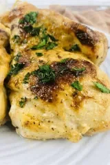 Chicken with White Barbecue Sauce