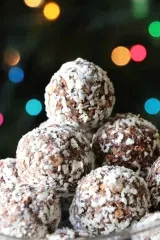 No Bake Cookies with Chocolate, Coconut, and Oats
