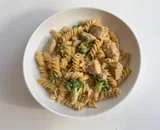 One Pot Chicken Broccoli Alfredo Pasta