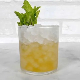 Classic Bourbon Smash