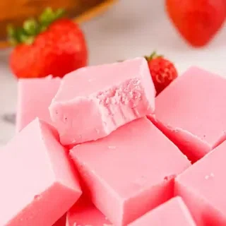 Strawberry Fudge (2 Ingredients)