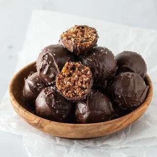No-Bake Brownie Energy Bites