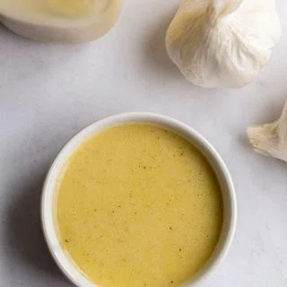Creamy Garlic Dressing