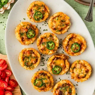 Crispy Tater Tot Chili Cheese Bites