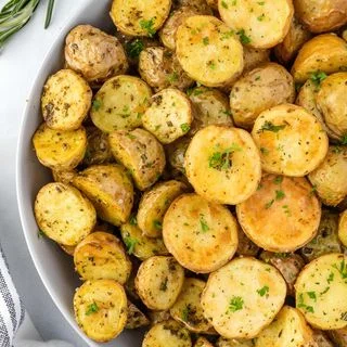 Crispy Air Fryer Potatoes