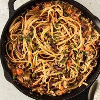 Spaghetti Puttanesca With Tuna