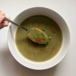 Easy Vegan Potato Leek Soup