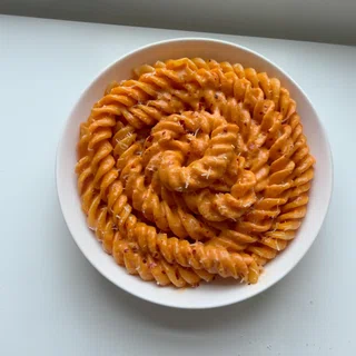 Spicy Gochujang Pasta with Colonne Pompeii