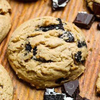 Peanut Butter Oreo Cookies