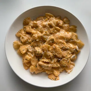 Cheesy Buffalo Chicken Bowtie Pasta