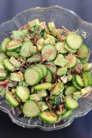 10 Minute Cucumber Avocado Salad