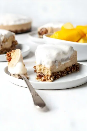Vegan Mango Cheesecake (No Bake & Raw)