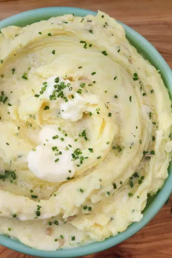 Mashed Potatoes with Sour Cream