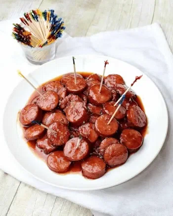 Slow Cooker Cocktail Sausages
