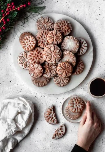 Cardamom Gingerbread Cookies + Orange Glaze