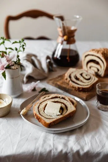Cinnamon Swirl Bread With Streusel