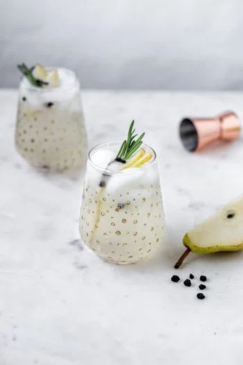 Pear Gin Spritz