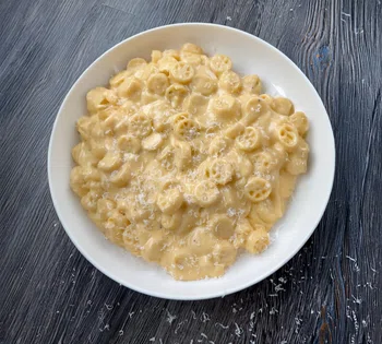 Mac & Cheese Wheel Pasta