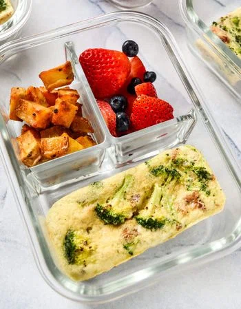 Broccoli Bacon Mini Frittatas (Whole30 & Paleo)