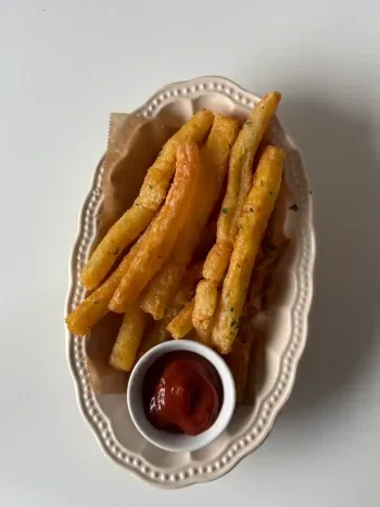 Crunchy Japanese Long Fries