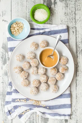 Coconut Peanut Butter Oatmeal Balls