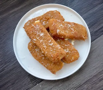 Homemade Mozzarella Sticks