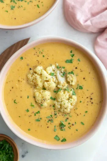 Roasted Cauliflower Soup