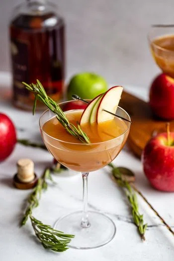 Apple Cider Cocktail