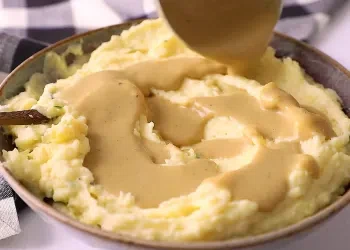 Easy Vegan Gravy