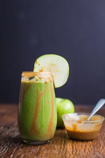 Caramel Apple Green Smoothie