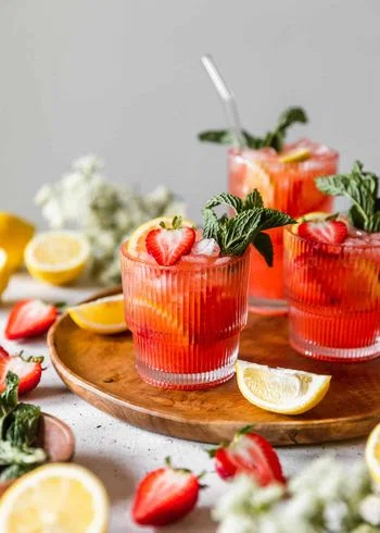 Spiked Strawberry Lemonade (with Bourbon or Vodka!)