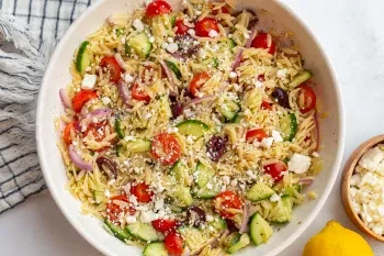 Easy Greek Orzo Salad