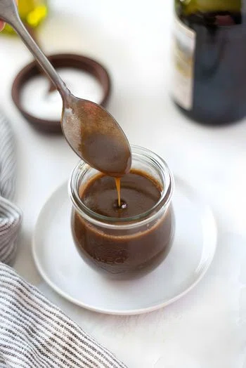 Balsamic Vinaigrette Dressing