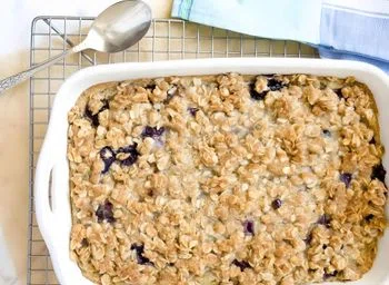 Overnight Blueberry Baked Oatmeal