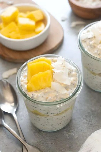 Pina Colada Overnight Oats