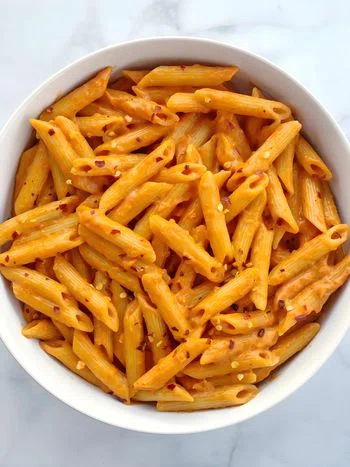 Vegan Vodka Sauce (Penne alla Vodka)