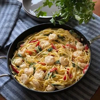 Creamy Shrimp & Spinach Pasta